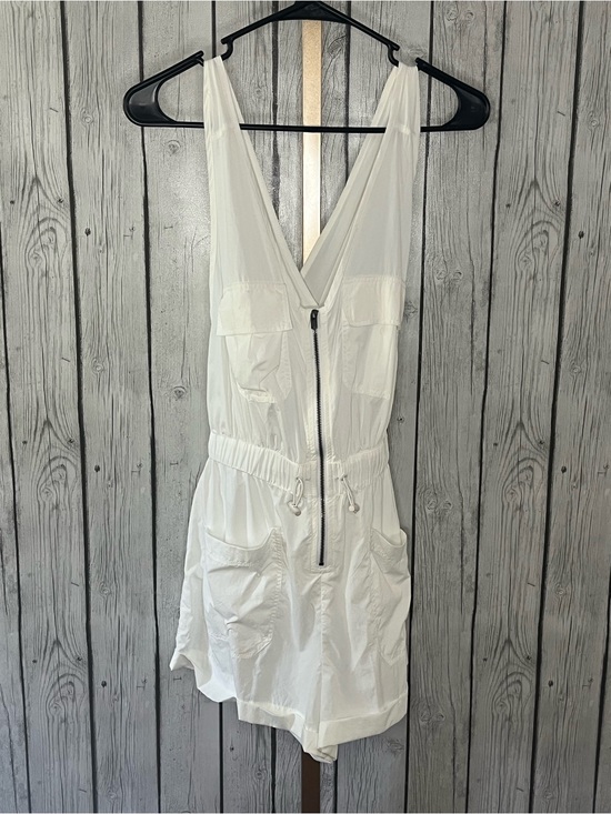 FP Movement by Free People Pants - NWT FP Movement Free People Noiseless Back On Trek Romper White utility